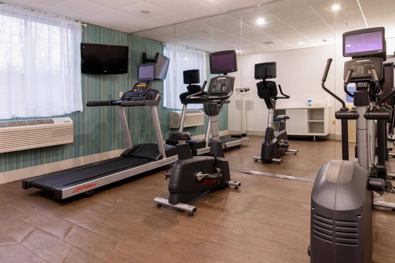 Holiday Inn Express Hotel & Suites Swansea By Ihg Ngoại thất bức ảnh