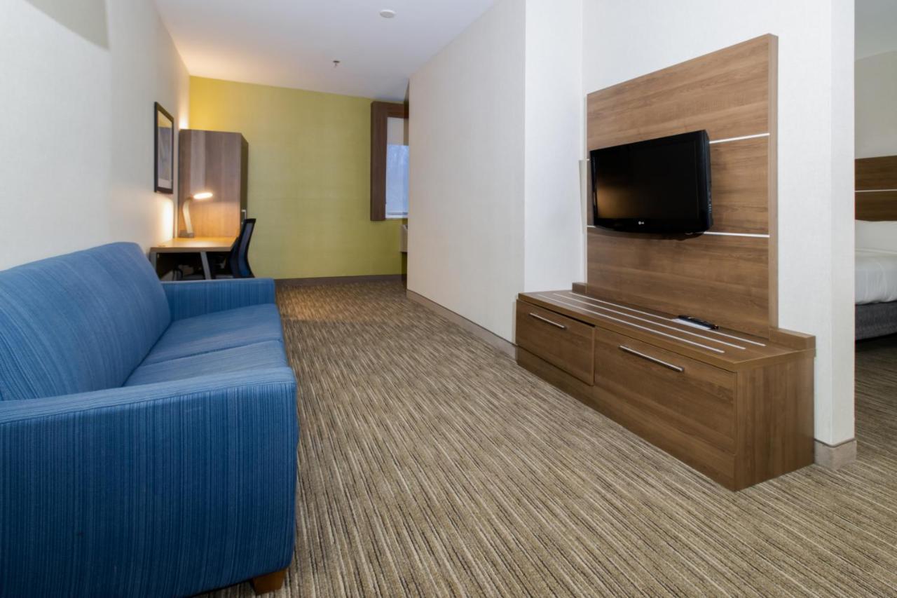 Holiday Inn Express Hotel & Suites Swansea By Ihg Ngoại thất bức ảnh