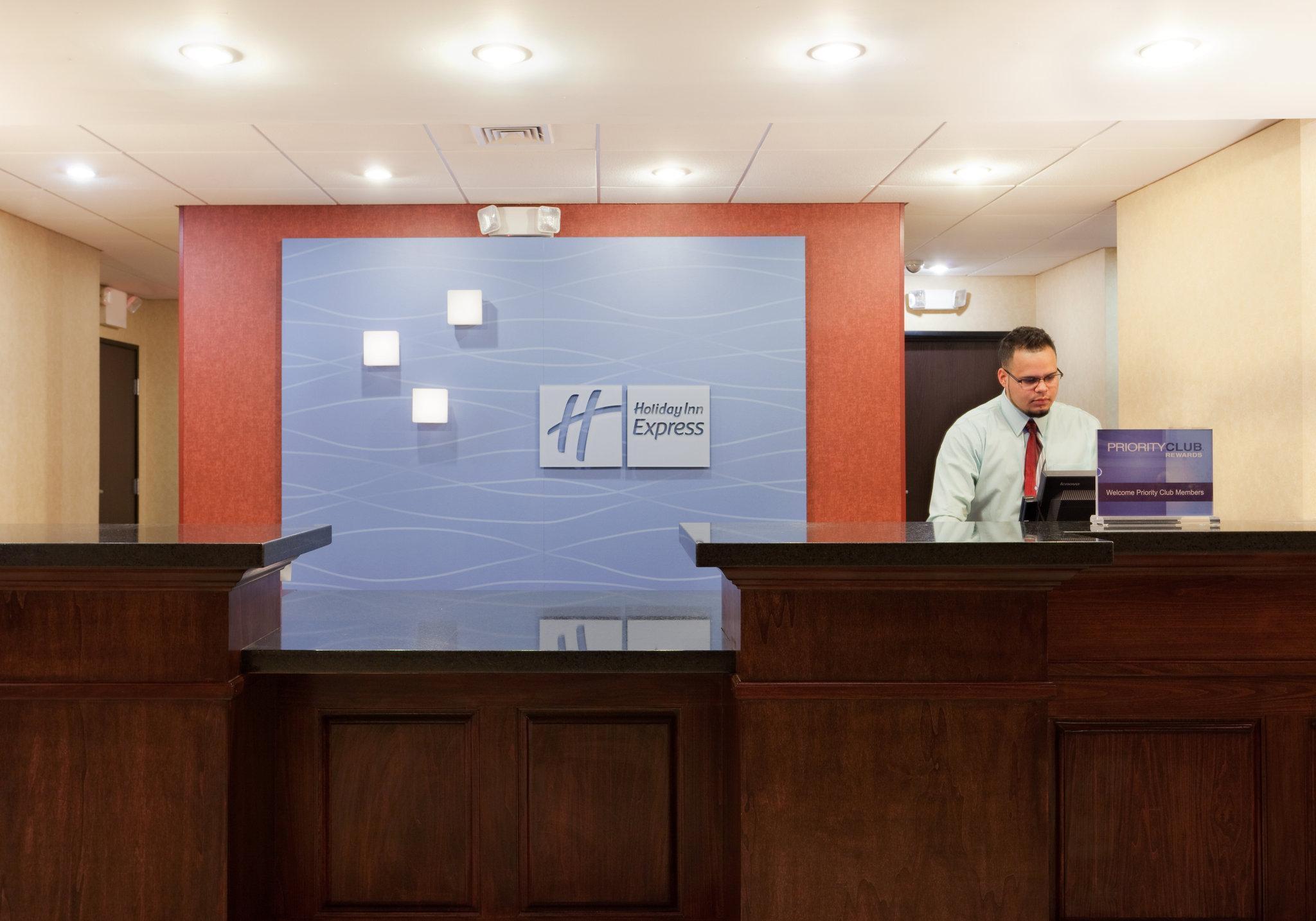 Holiday Inn Express Hotel & Suites Swansea By Ihg Ngoại thất bức ảnh
