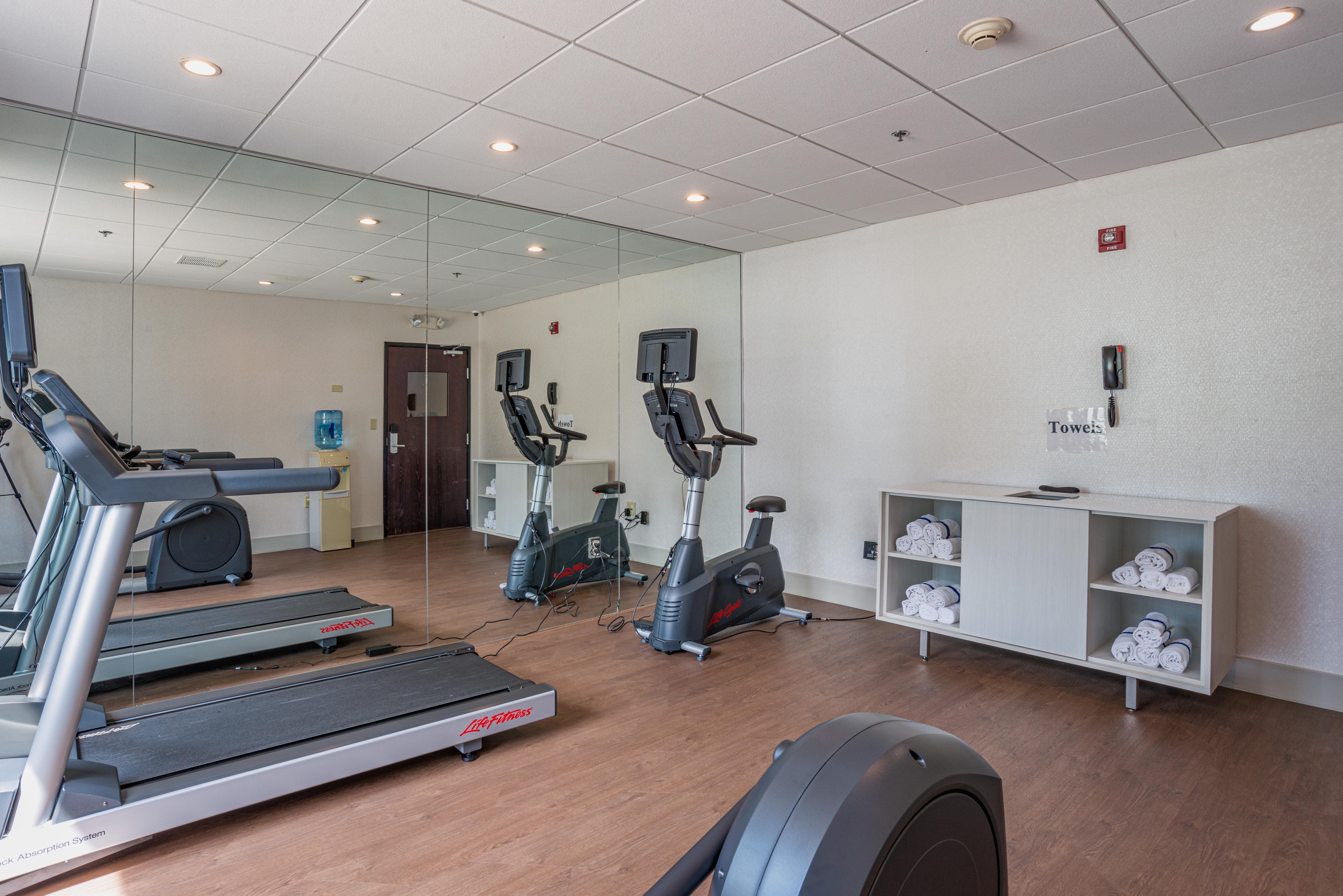 Holiday Inn Express Hotel & Suites Swansea By Ihg Ngoại thất bức ảnh