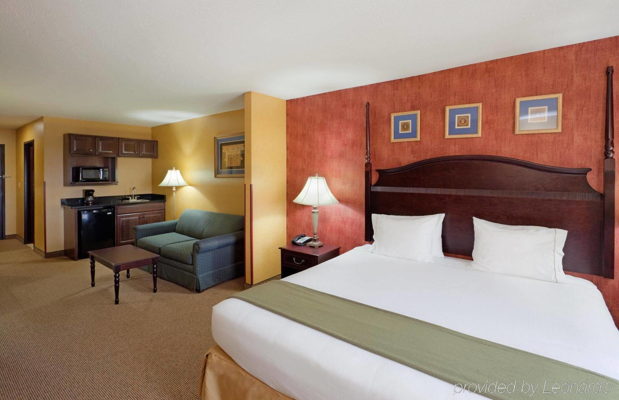 Holiday Inn Express Hotel & Suites Swansea By Ihg Phòng bức ảnh