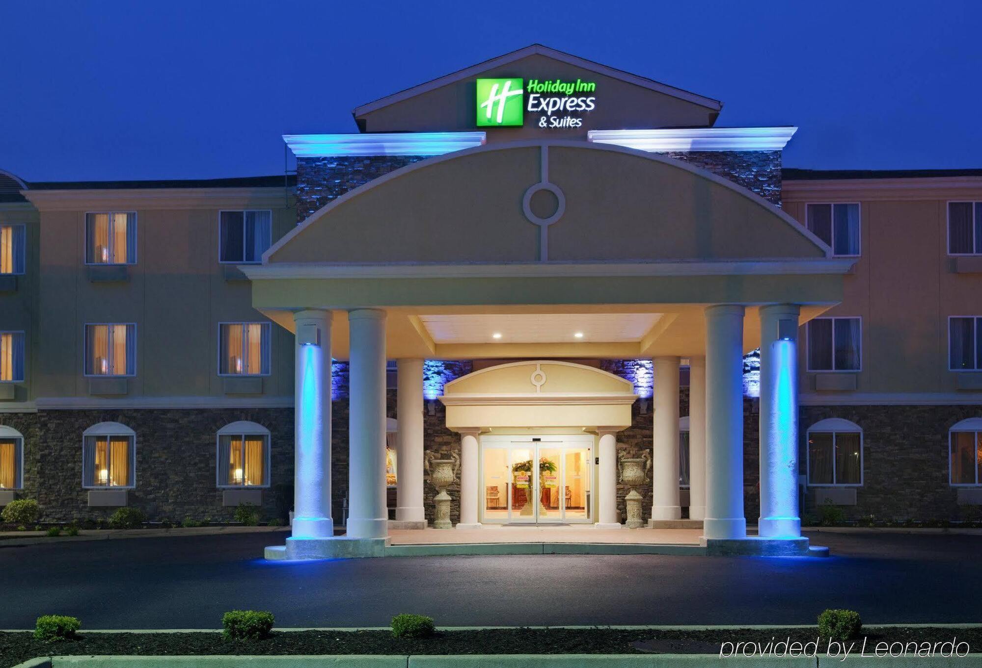 Holiday Inn Express Hotel & Suites Swansea By Ihg Ngoại thất bức ảnh